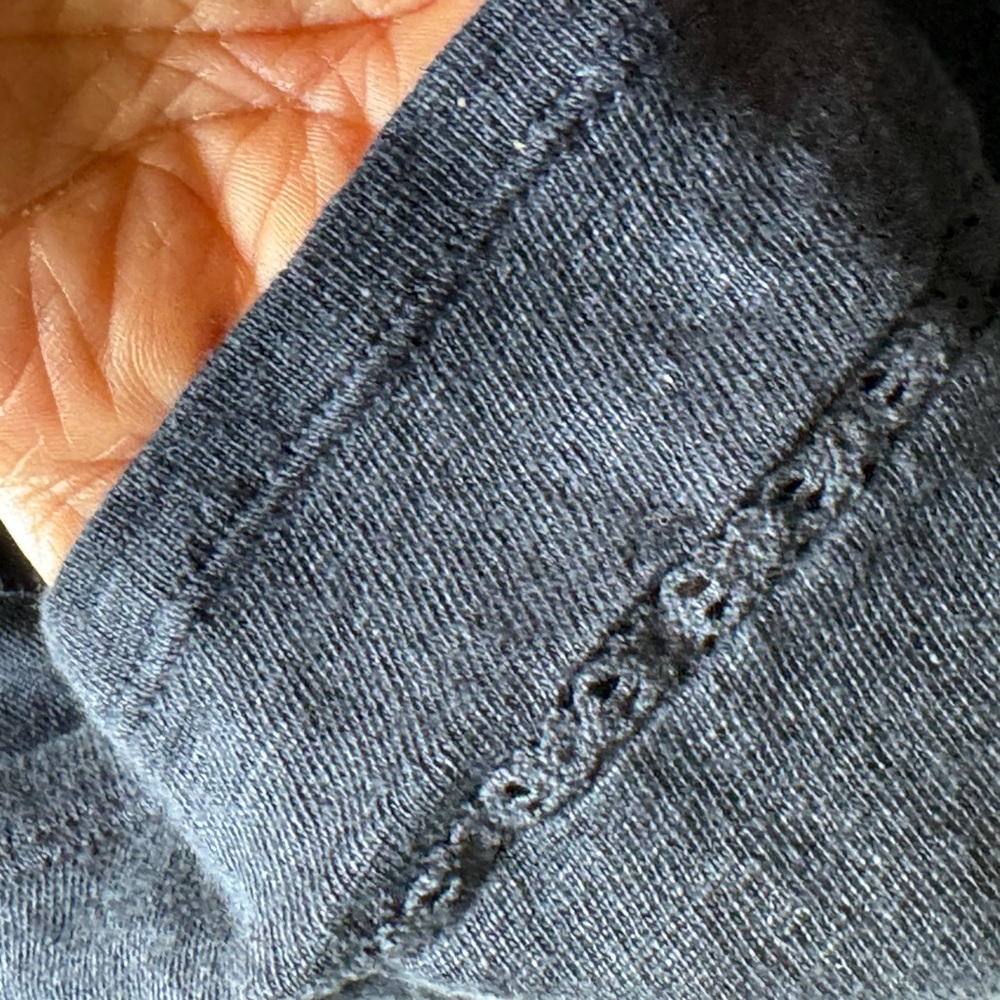 J. Jill Navy Blue V Neck Linen Knit Top Size M - Picture 6 of 9